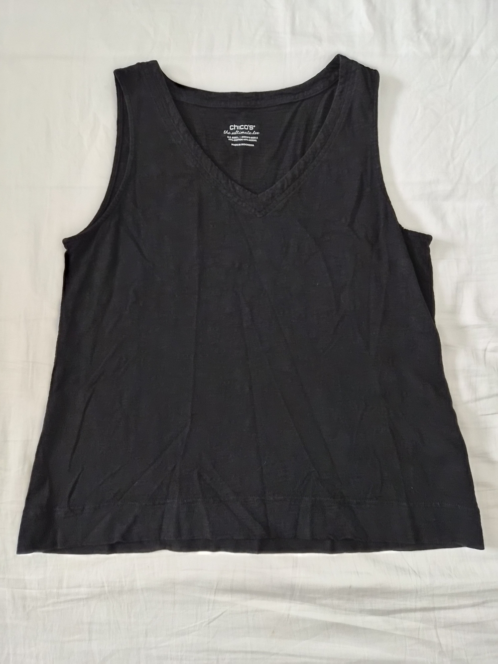 Chico's Black V-Neck Sleeveless Tank Top